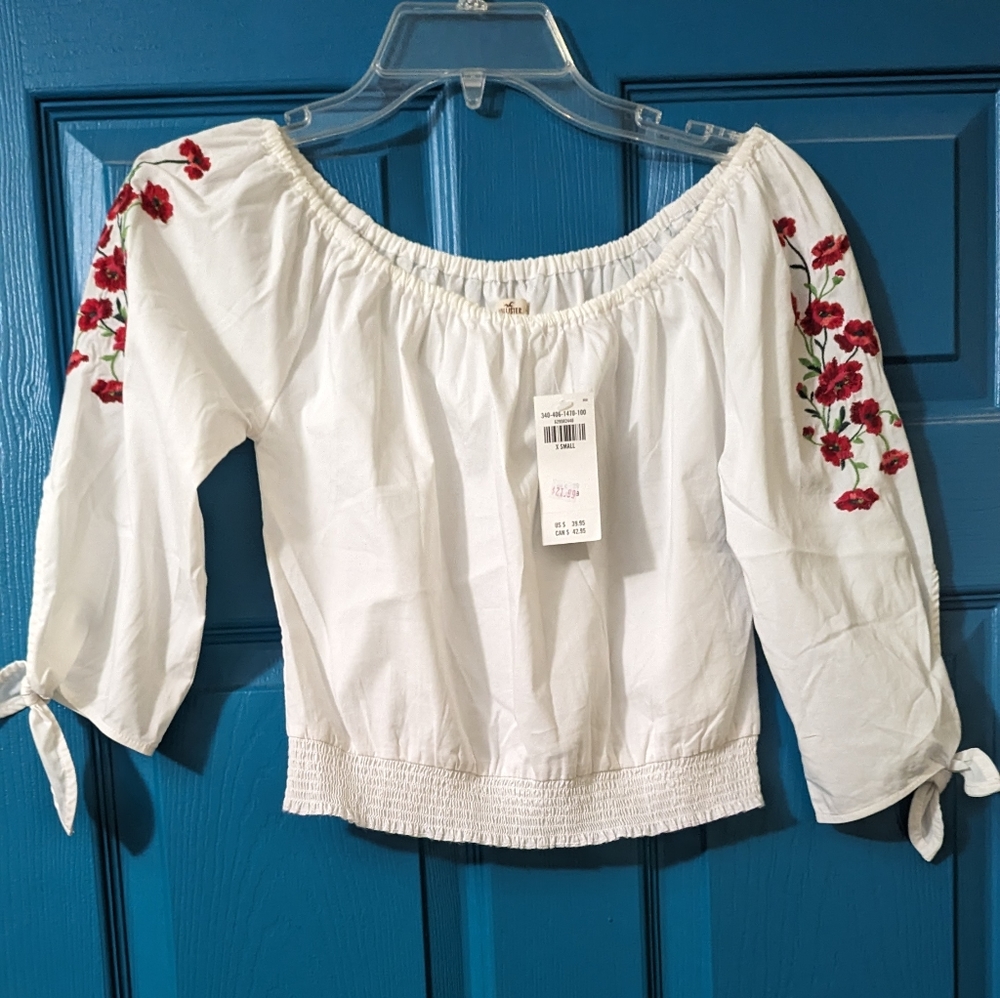 Hollister embroidery boho top nwt